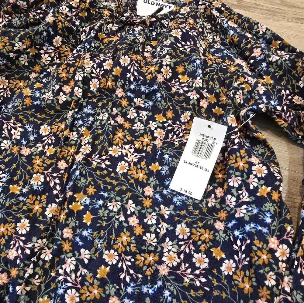 Old Navy New With Tags Blouse‎